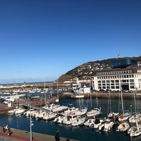 Captain Yoo - Regate- Sentir Les Embruns Vue/Port Fécamp Dış mekan fotoğraf