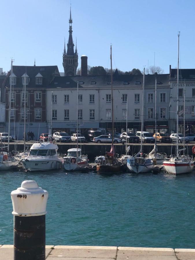 Captain Yoo - Regate- Sentir Les Embruns Vue/Port Fécamp Dış mekan fotoğraf